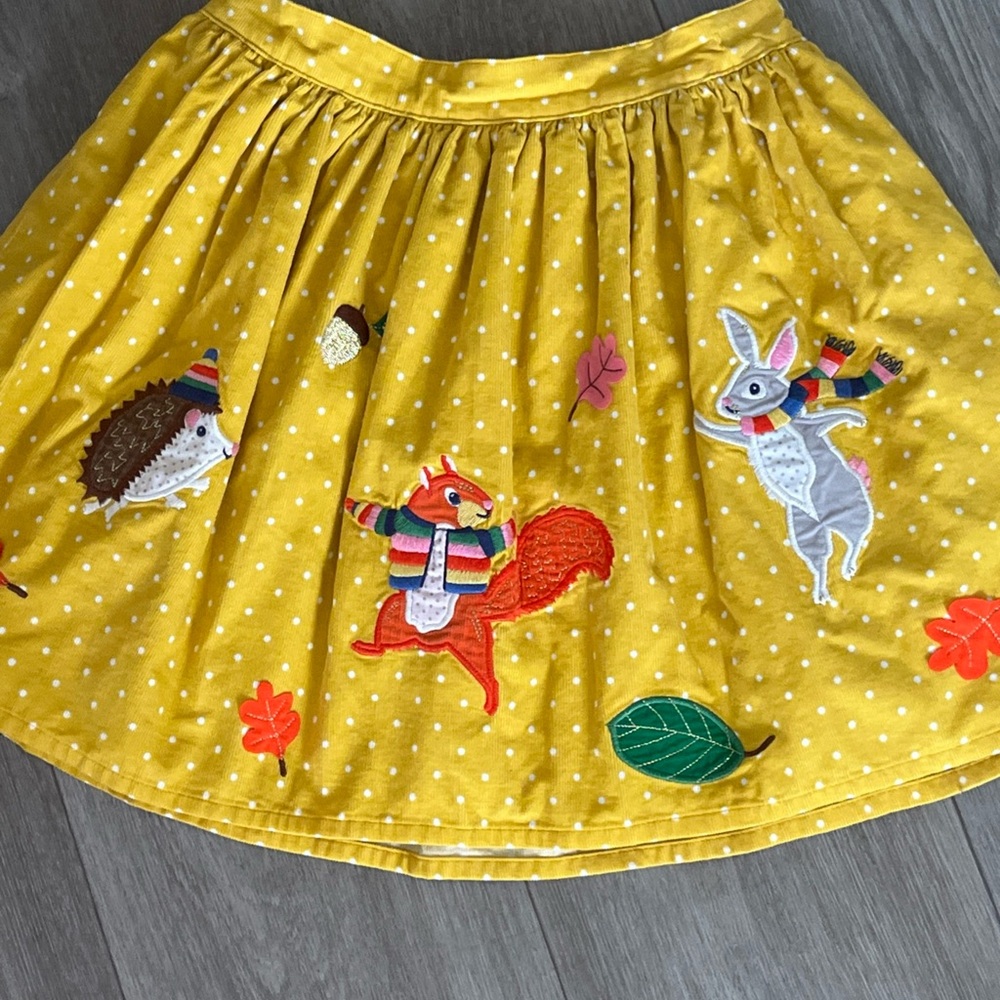 Mini Boden skirt 11-12Y  Fall embroidered applique